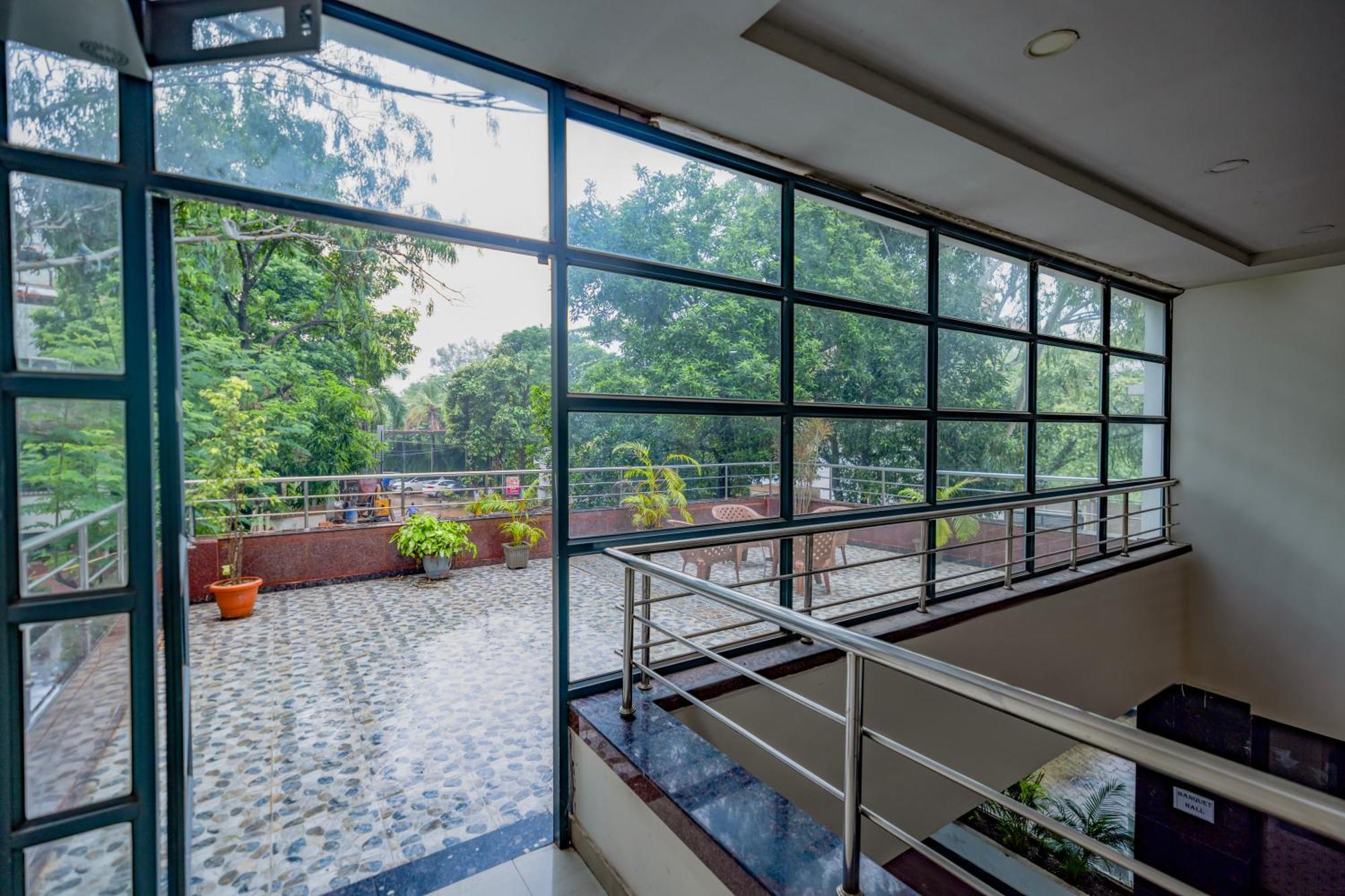 Sheetal International Hotel Raipur  Exterior photo