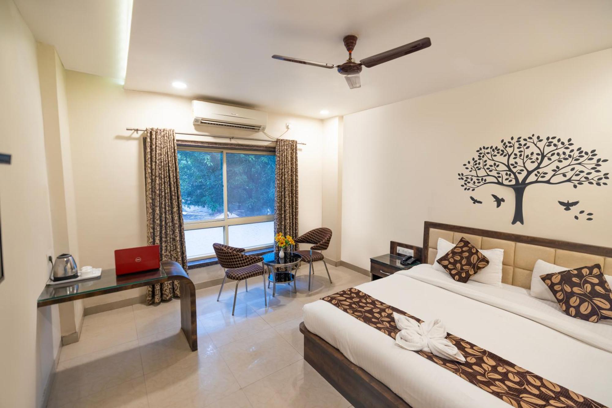 Sheetal International Hotel Raipur  Exterior photo